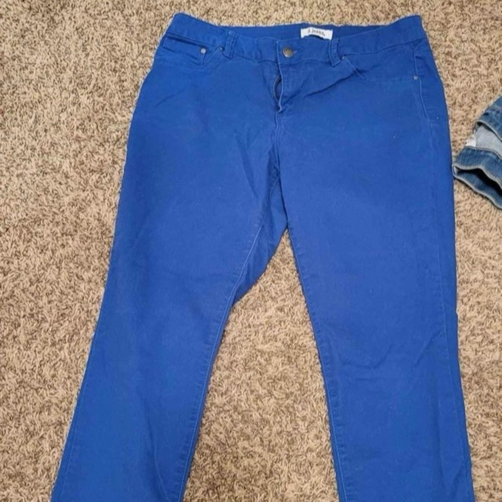 Soft, cobalt blue women’s jeans